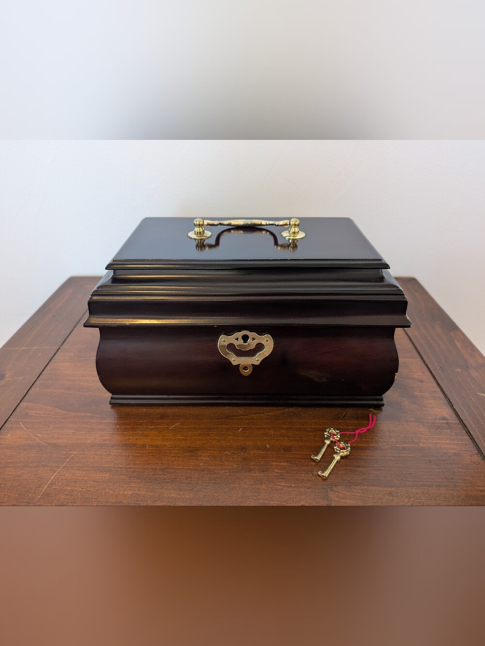 Vintage bombay-style mahogany jewelry box